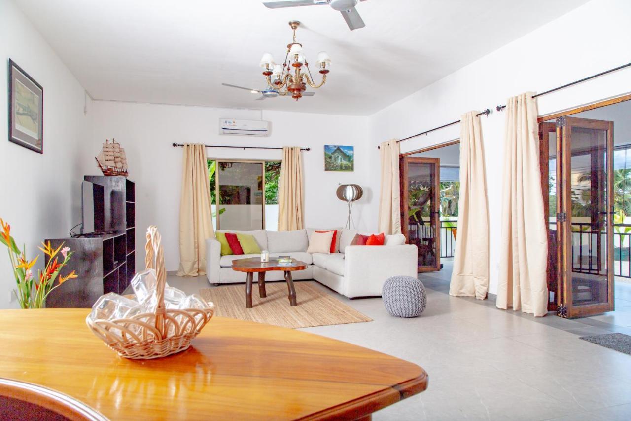 Riverside Mount Simpson - Seychelles Island Beau Vallon  Luaran gambar