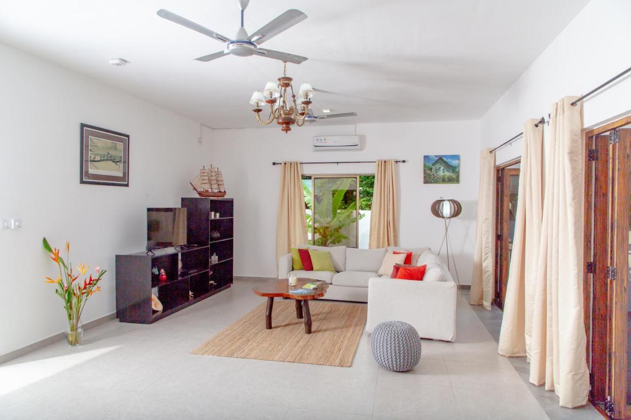 Riverside Mount Simpson - Seychelles Island Beau Vallon  Luaran gambar